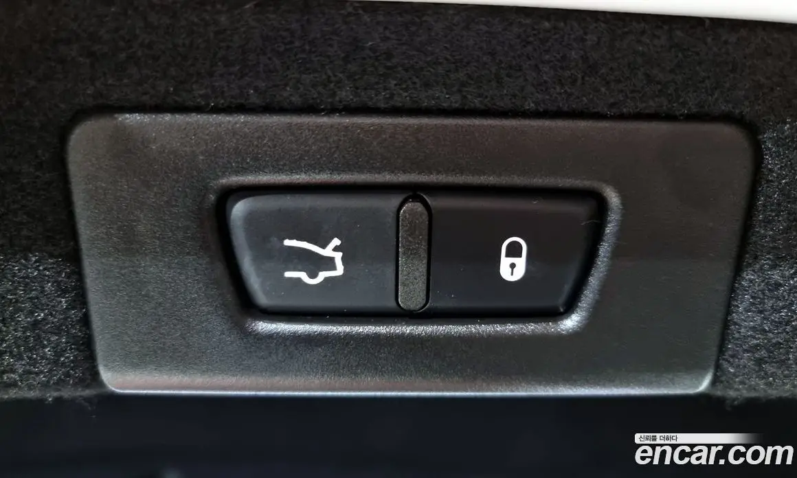 Maserati Quattroporte 2016 3.0 автомат (гидро), фото 20 Maserati Quattroporte 2016 3.0 автомат (гидро), фото 20