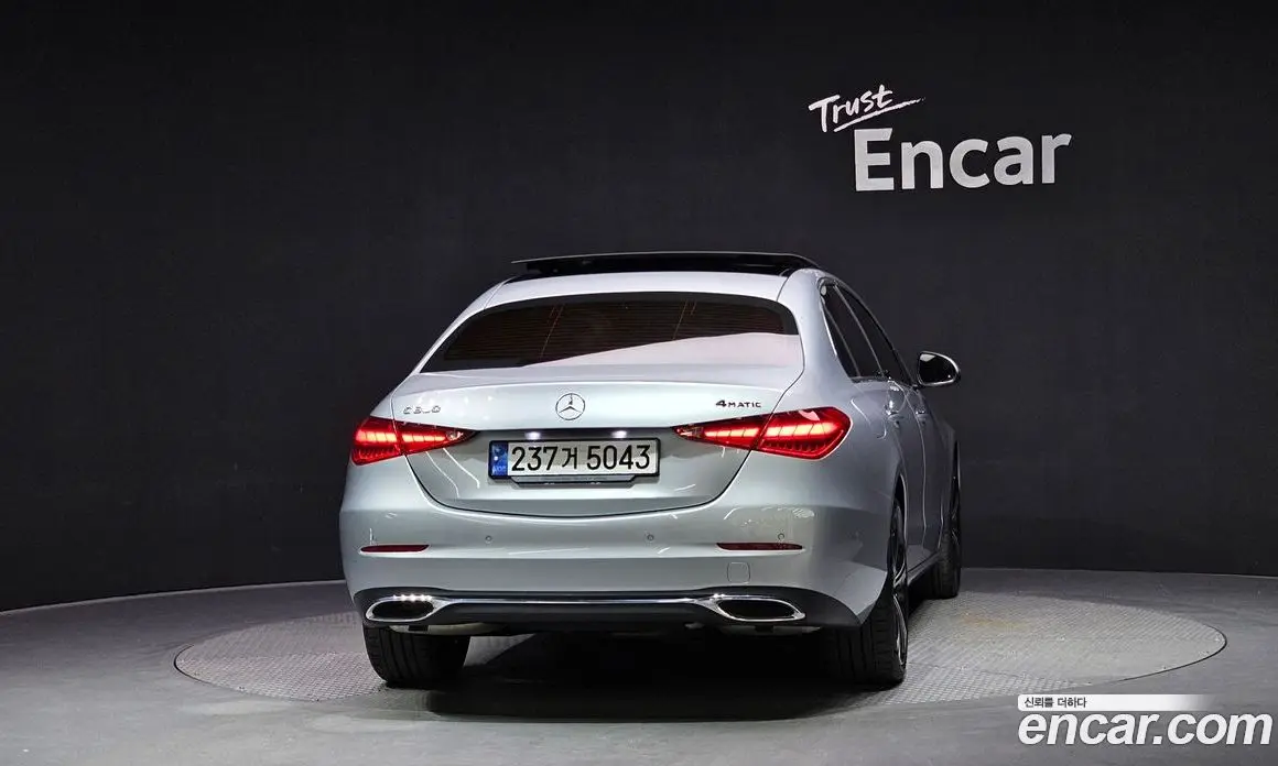 Mercedes-Benz C-Class 2023 2.0 автомат (гидро), фото 4 Mercedes-Benz C-Class 2023 2.0 автомат (гидро), фото 4