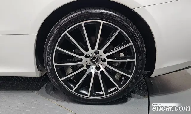 Mercedes-Benz E-Class 2018 1.9 автомат (гидро), миниатюра 5