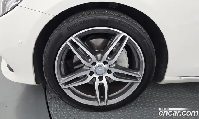 Mercedes-Benz E-Class 2018 2.0 автомат (гидро), миниатюра 5 Mercedes-Benz E-Class 2018 2.0 автомат (гидро), миниатюра 5