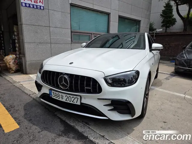 Mercedes-Benz E-Class, 2022, 53 483 км