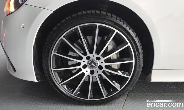 Mercedes-Benz E-Class 2022 3.0 автомат (гидро), миниатюра 5 Mercedes-Benz E-Class 2022 3.0 автомат (гидро), миниатюра 5