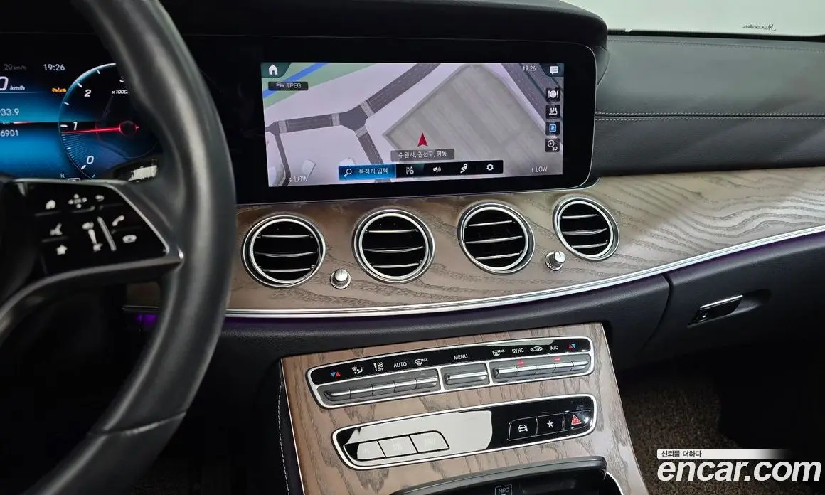 Mercedes-Benz E-Class 2023 1.9 автомат (гидро), фото 18
