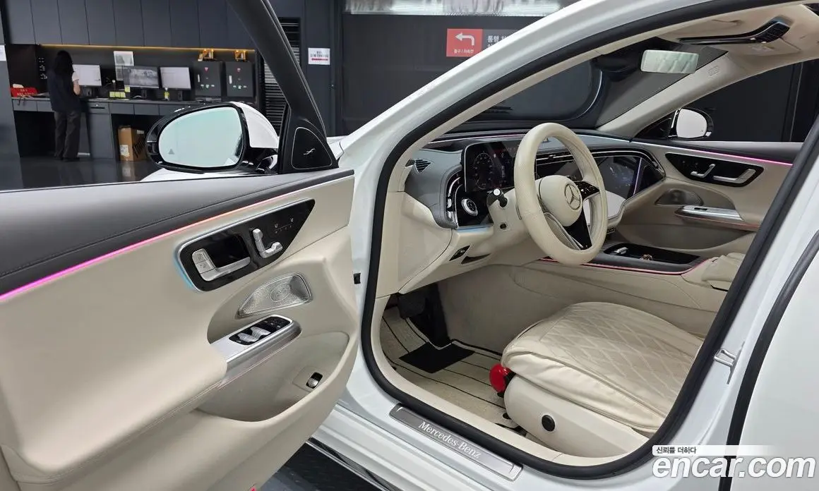 Mercedes-Benz E-Class 2024 2.0 автомат (гидро), фото 13 Mercedes-Benz E-Class 2024 2.0 автомат (гидро), фото 13