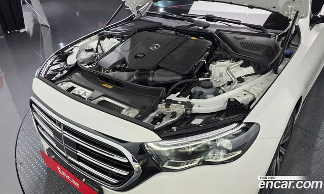 Mercedes-Benz E-Class 2024 2.0 автомат (гидро), миниатюра 6 Mercedes-Benz E-Class 2024 2.0 автомат (гидро), миниатюра 6