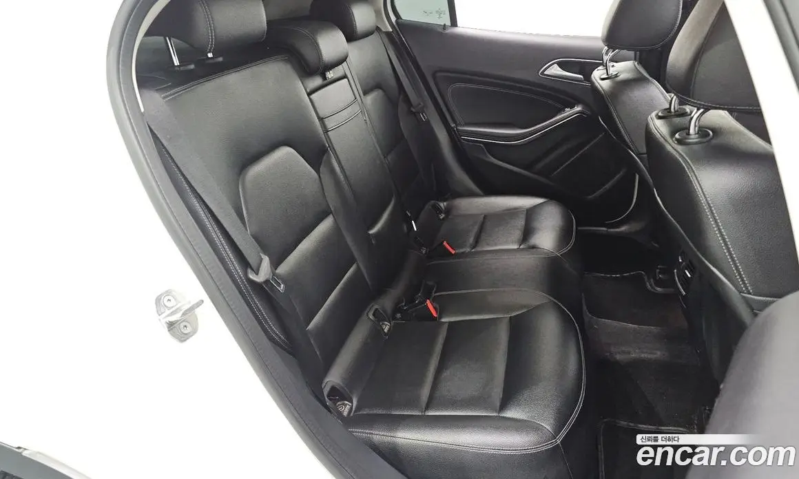Mercedes-Benz GLA-Class 2019 2.0 автомат (гидро), фото 18