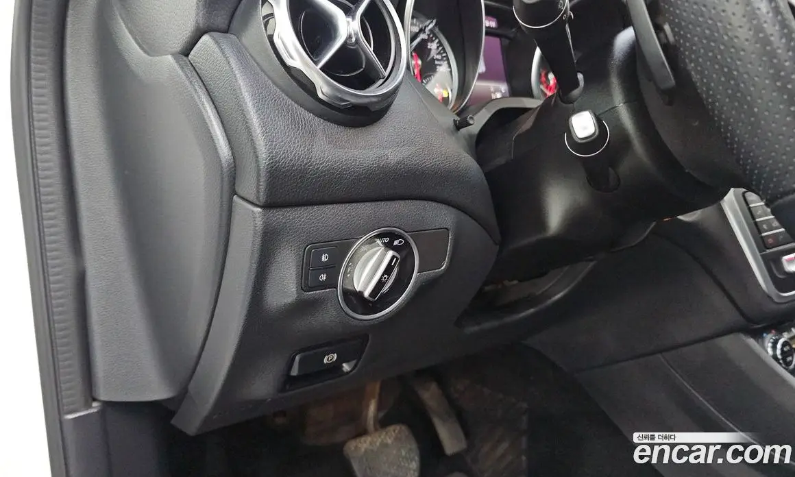 Mercedes-Benz GLA-Class 2019 2.0 автомат (гидро), фото 25