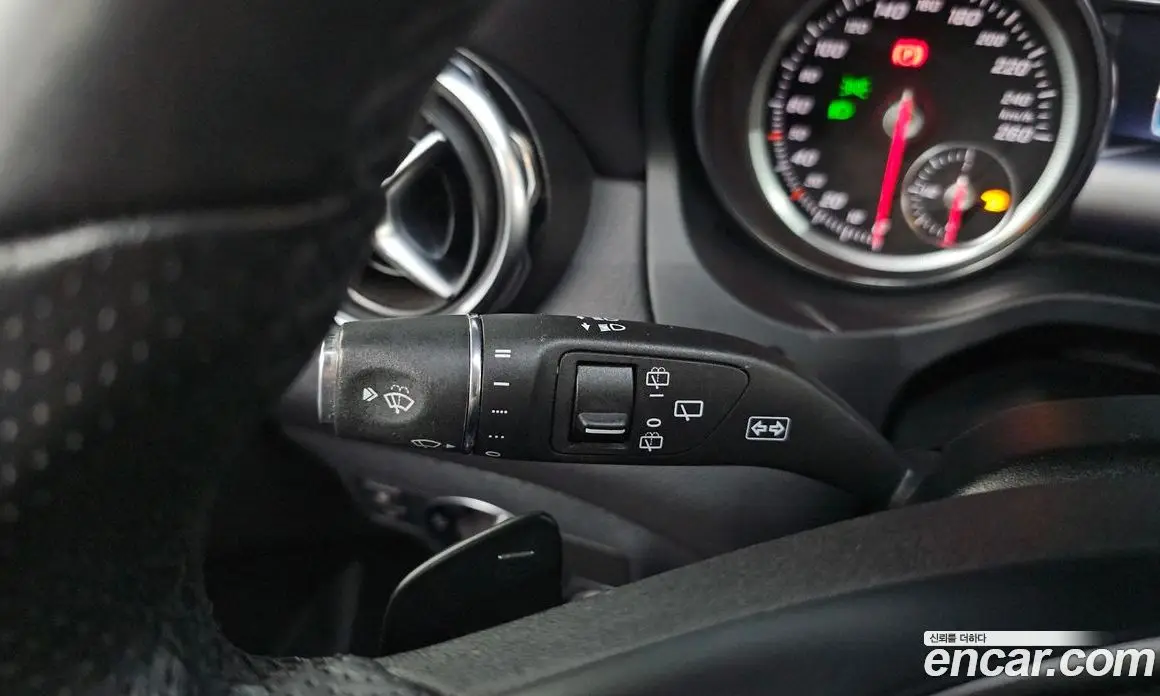 Mercedes-Benz GLA-Class 2019 2.0 автомат (гидро), фото 27