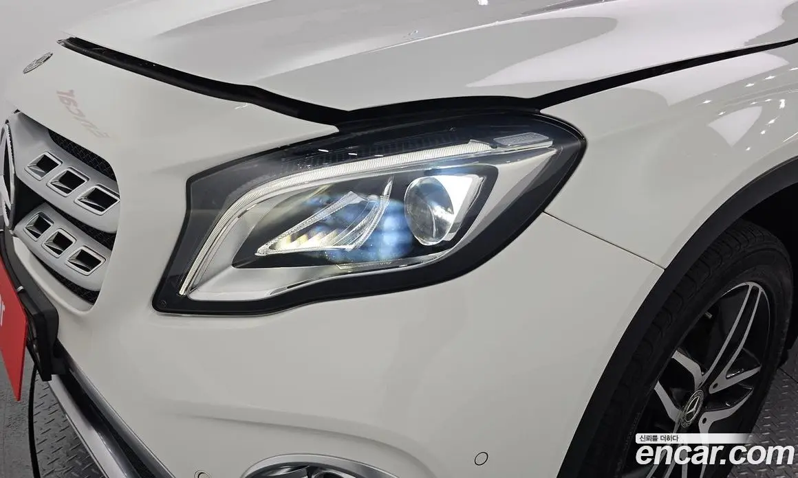 Mercedes-Benz GLA-Class 2019 2.0 автомат (гидро), фото 8