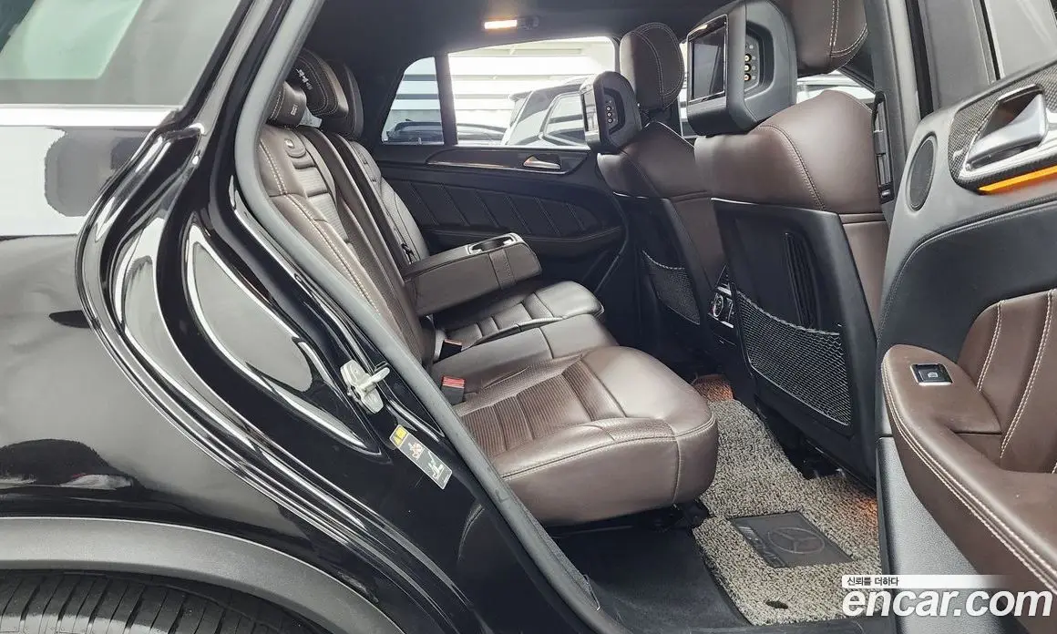 Mercedes-Benz GLE-Class 2017 5.5 автомат (гидро), фото 12 Mercedes-Benz GLE-Class 2017 5.5 автомат (гидро), фото 12