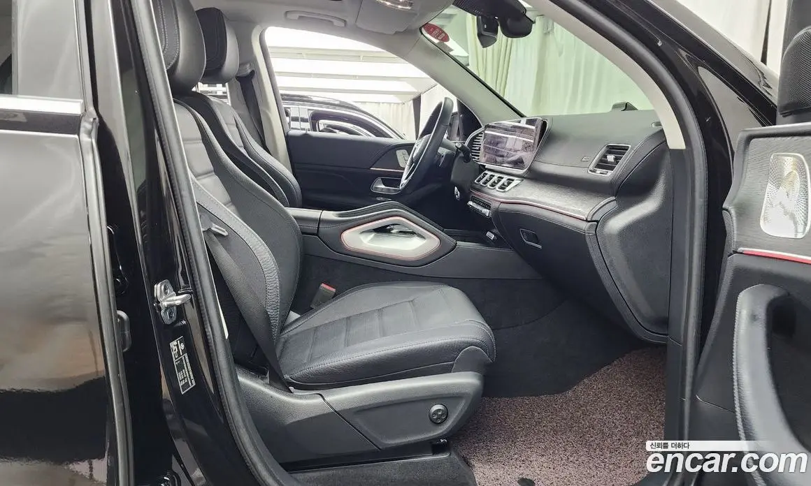 Mercedes-Benz GLE-Class 2024 3.0 автомат (гидро), фото 17 Mercedes-Benz GLE-Class 2024 3.0 автомат (гидро), фото 17