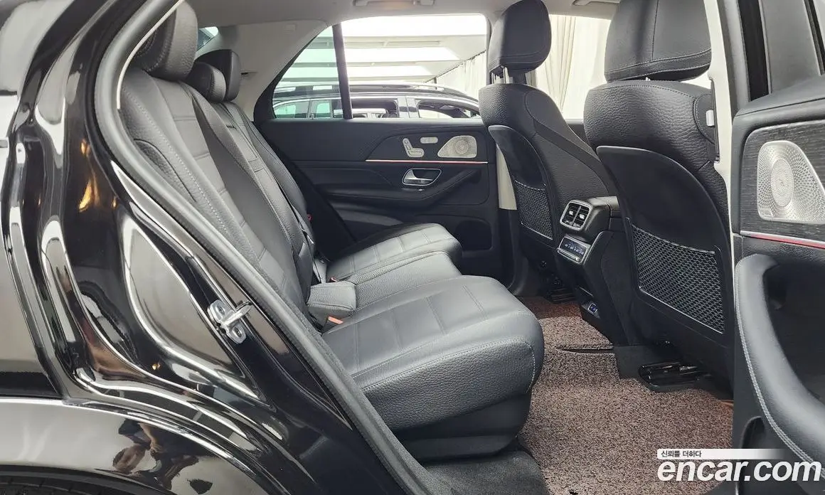 Mercedes-Benz GLE-Class 2024 3.0 автомат (гидро), фото 18 Mercedes-Benz GLE-Class 2024 3.0 автомат (гидро), фото 18