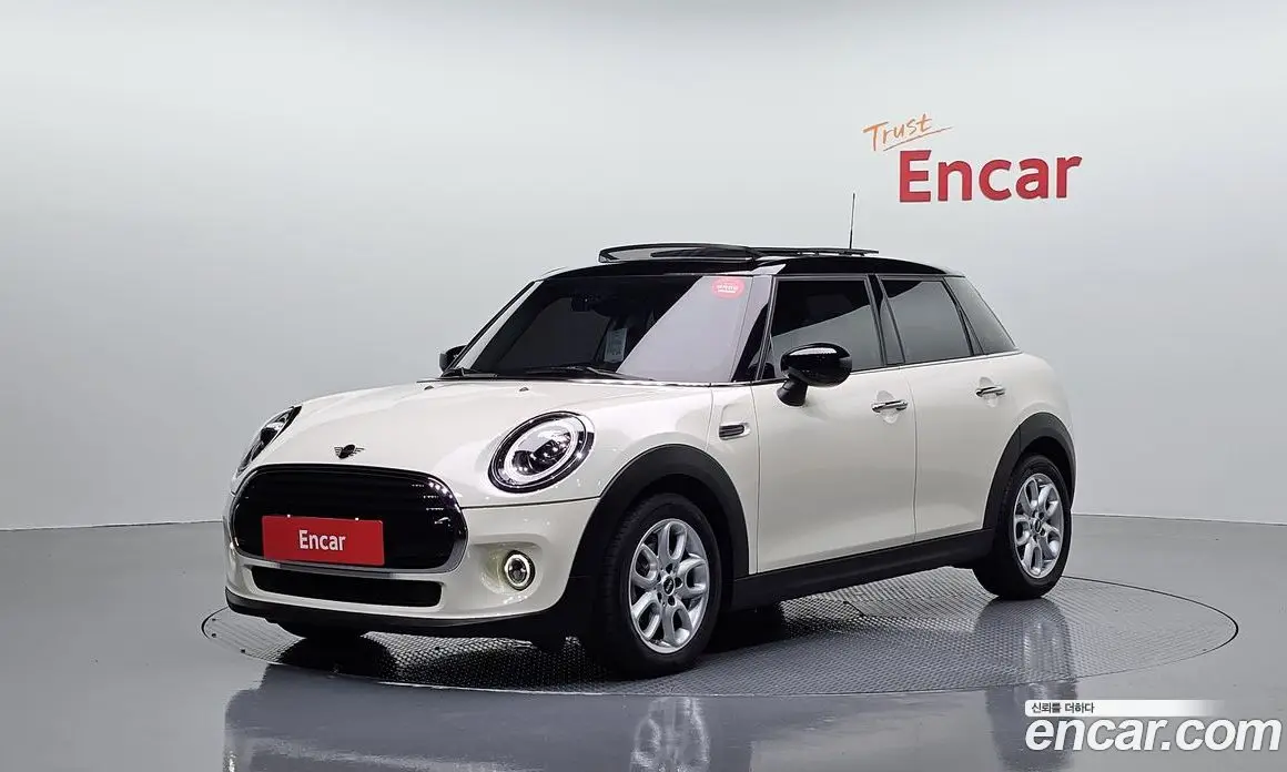 Mini Cooper 2021 1.5 автомат (гидро), фото 1 Mini Cooper 2021 1.5 автомат (гидро), фото 1