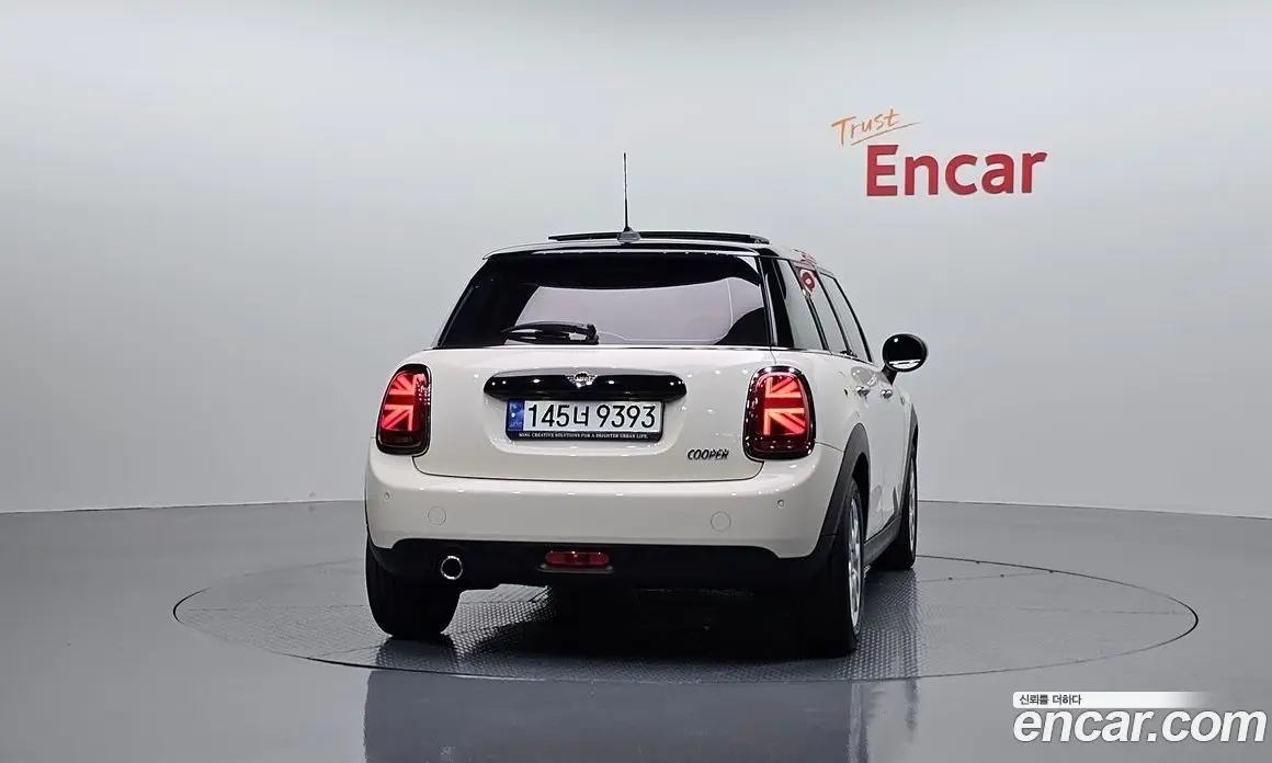 Mini Cooper 2021 1.5 автомат (гидро), фото 4 Mini Cooper 2021 1.5 автомат (гидро), фото 4