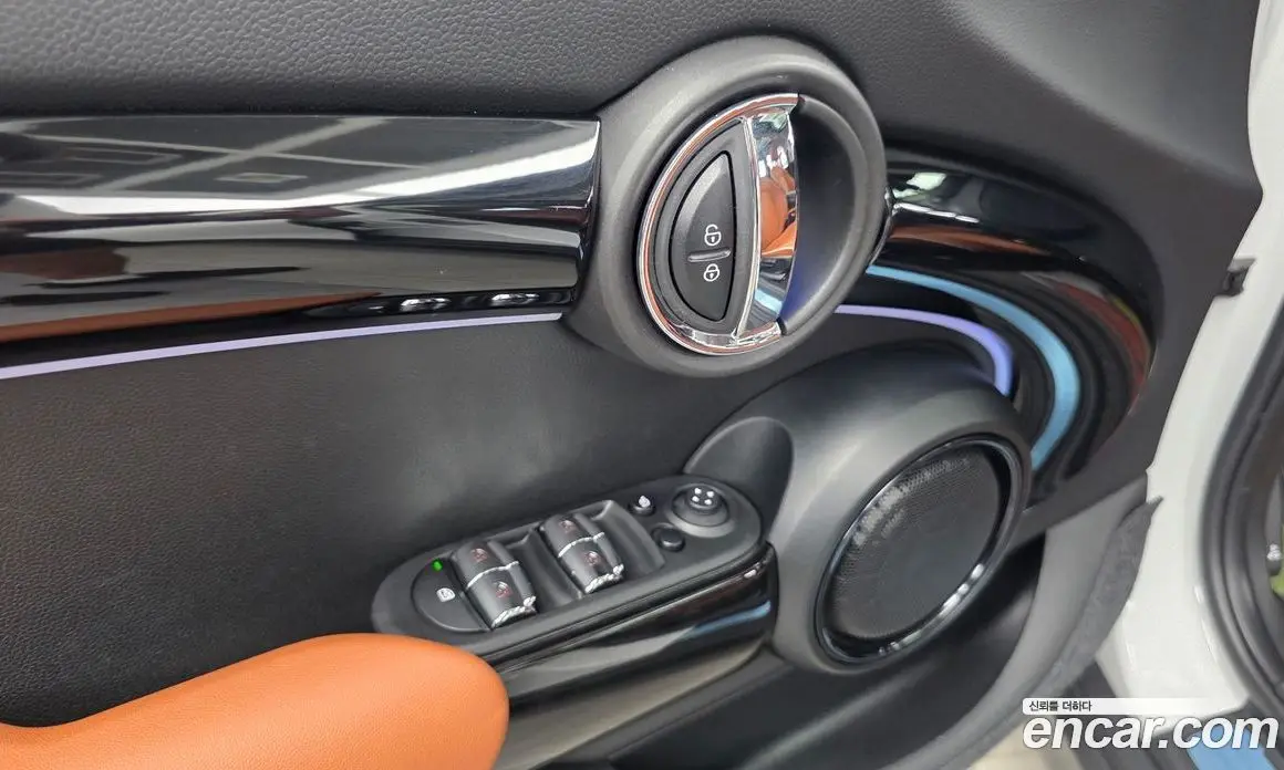 Mini Cooper 2024 2.0 автомат (гидро), фото 27
