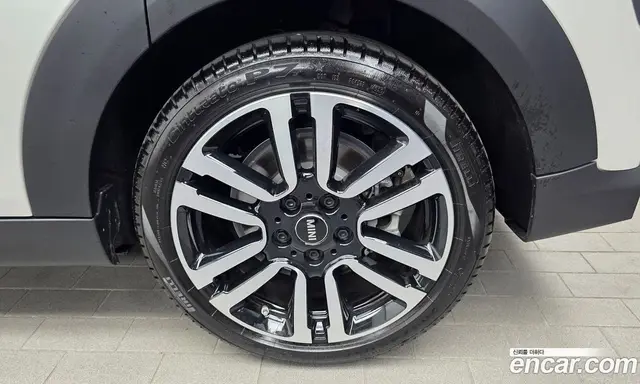 Mini Cooper 2024 2.0 автомат (гидро), миниатюра 7