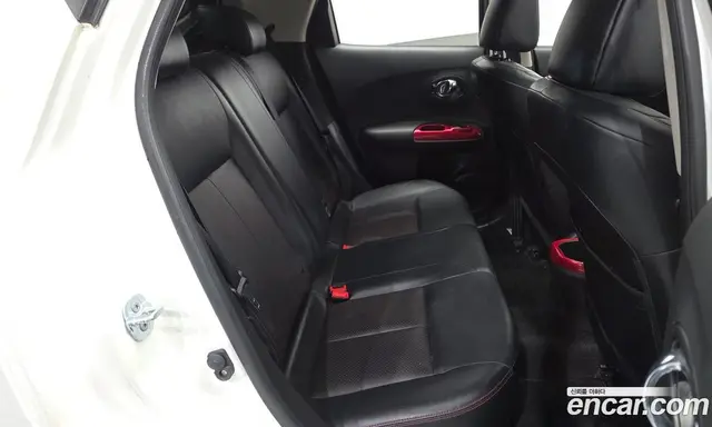 Nissan Juke 2017 1.6 автомат (гидро), миниатюра 12