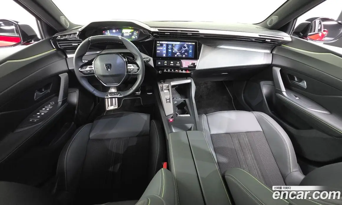 Peugeot 308 2025 1.2 автомат (гидро), фото 10 Peugeot 308 2025 1.2 автомат (гидро), фото 10