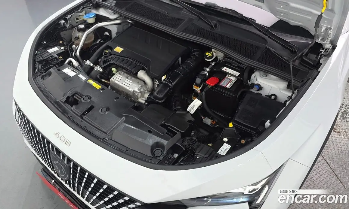 Peugeot 408 2024 1.2 автомат (гидро), фото 6