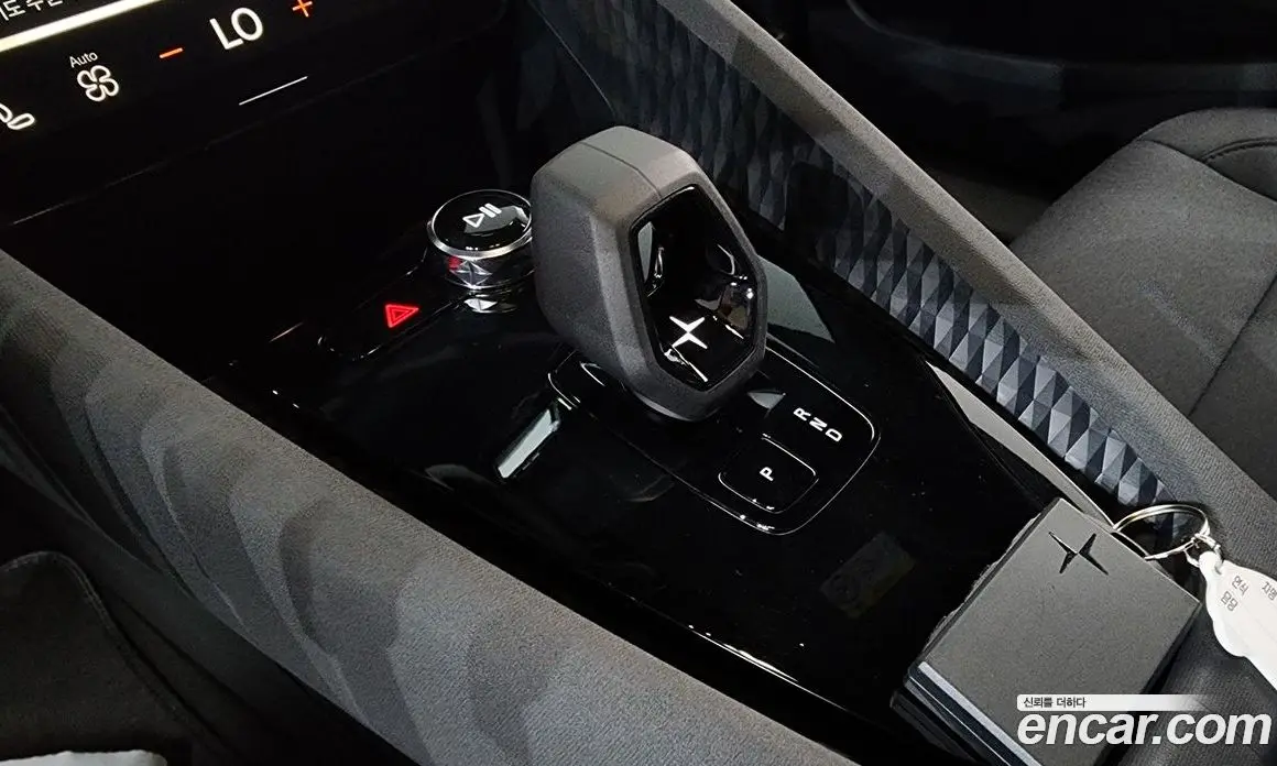 Polestar Polestar 2 2023 0.2 автомат (гидро), фото 11 Polestar Polestar 2 2023 0.2 автомат (гидро), фото 11