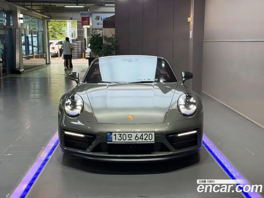 Porsche 911 2023 3.0 автомат (гидро), фото 1 Porsche 911 2023 3.0 автомат (гидро), фото 1