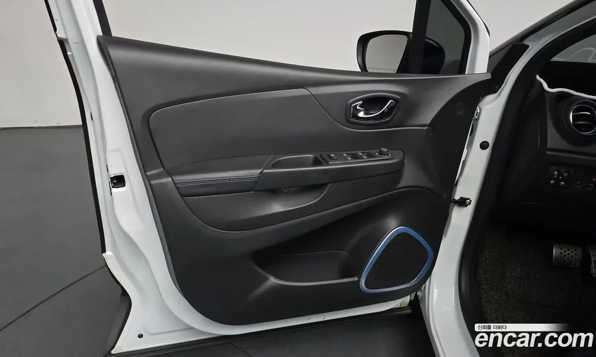 Renault (Samsung) QM3 2017 1.5 автомат (гидро), фото 14