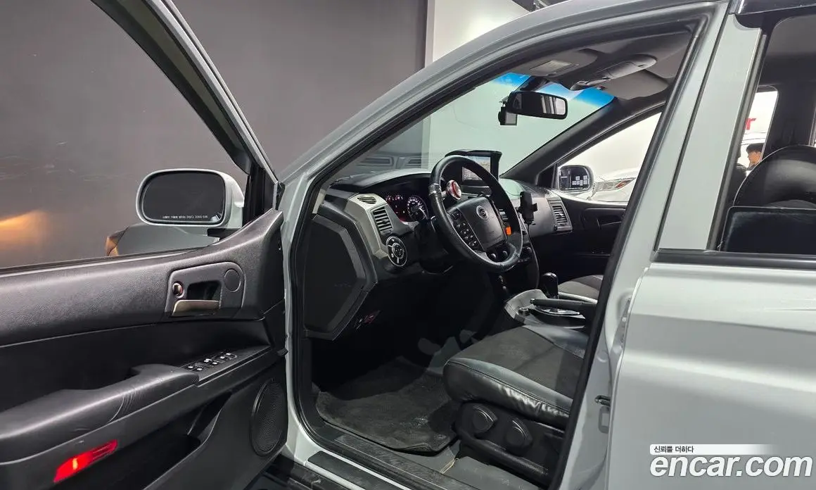 SsangYong Korando 2012 2.0 автомат (гидро), фото 10