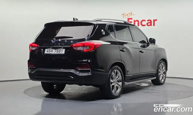 SsangYong Rexton 2018 2.2 автомат (гидро), миниатюра 2 SsangYong Rexton 2018 2.2 автомат (гидро), миниатюра 2