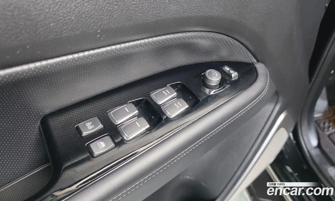 SsangYong Rexton 2018 2.2 автомат (гидро), фото 35 SsangYong Rexton 2018 2.2 автомат (гидро), фото 35