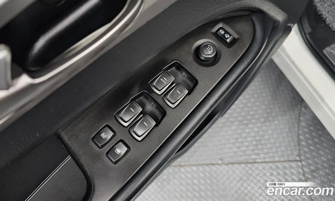 SsangYong Rexton 2018 2.2 автомат (гидро), фото 13 SsangYong Rexton 2018 2.2 автомат (гидро), фото 13