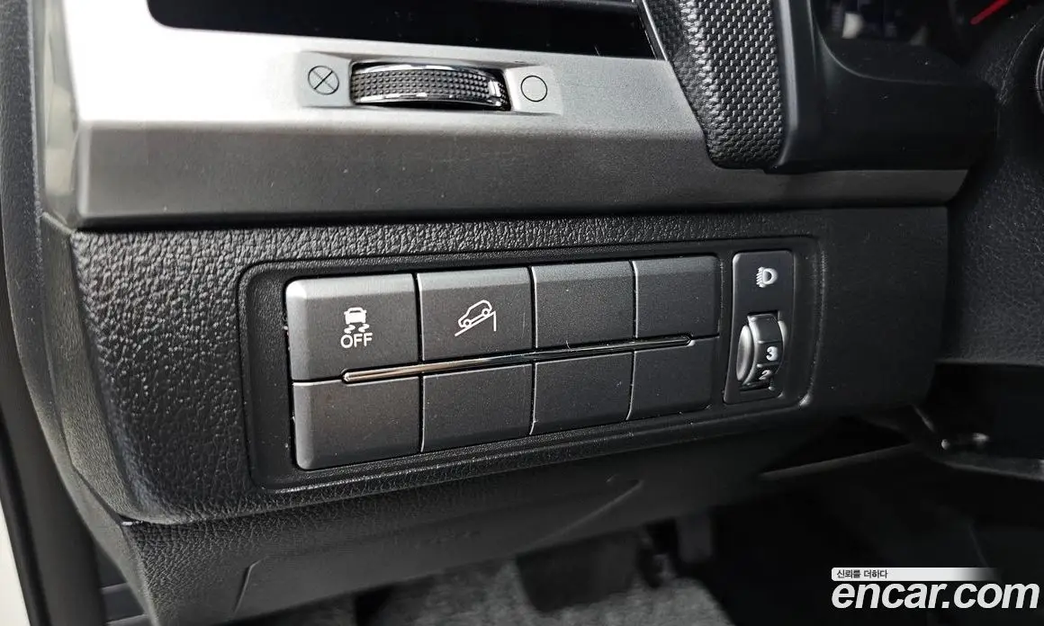 SsangYong Rexton 2018 2.2 автомат (гидро), фото 14 SsangYong Rexton 2018 2.2 автомат (гидро), фото 14
