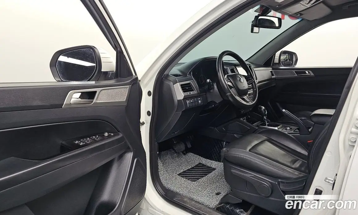 SsangYong Rexton 2018 2.2 автомат (гидро), фото 10 SsangYong Rexton 2018 2.2 автомат (гидро), фото 10