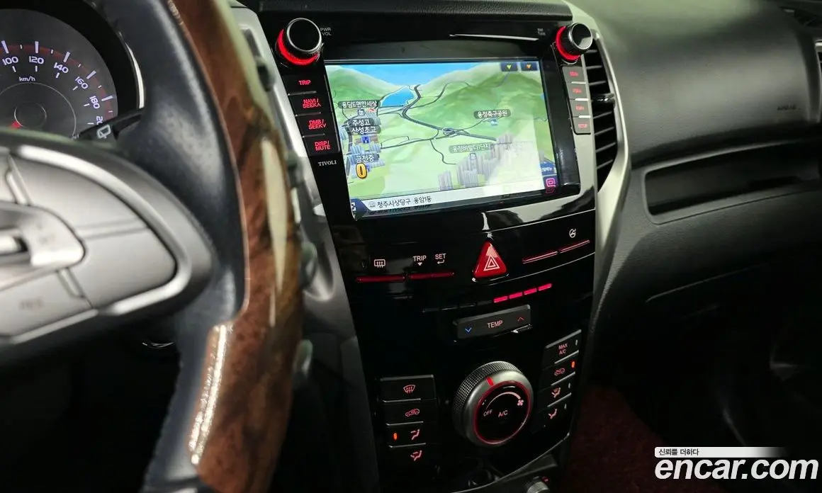 SsangYong TIBOLI 2015 1.6 автомат (гидро), фото 12