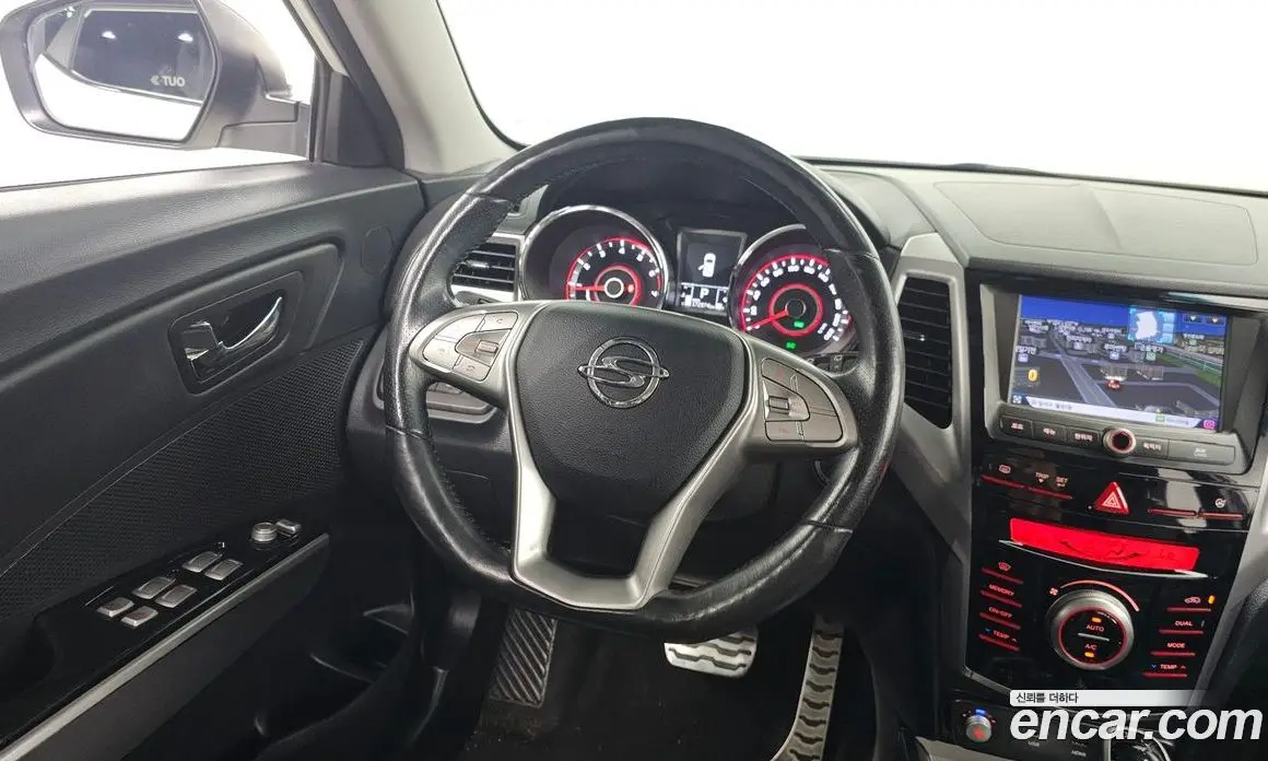 SsangYong TIBOLI 2015 1.6 автомат (гидро), фото 13 SsangYong TIBOLI 2015 1.6 автомат (гидро), фото 13