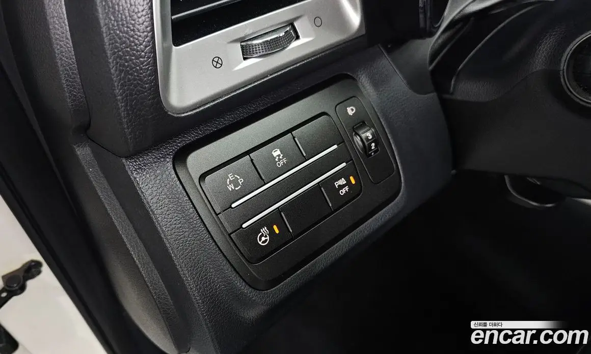 SsangYong TIBOLI 2015 1.6 автомат (гидро), фото 16 SsangYong TIBOLI 2015 1.6 автомат (гидро), фото 16