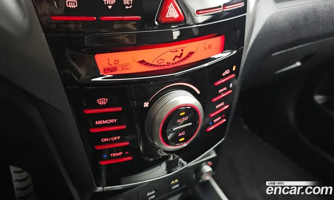SsangYong TIBOLI 2015 1.6 автомат (гидро), фото 20 SsangYong TIBOLI 2015 1.6 автомат (гидро), фото 20