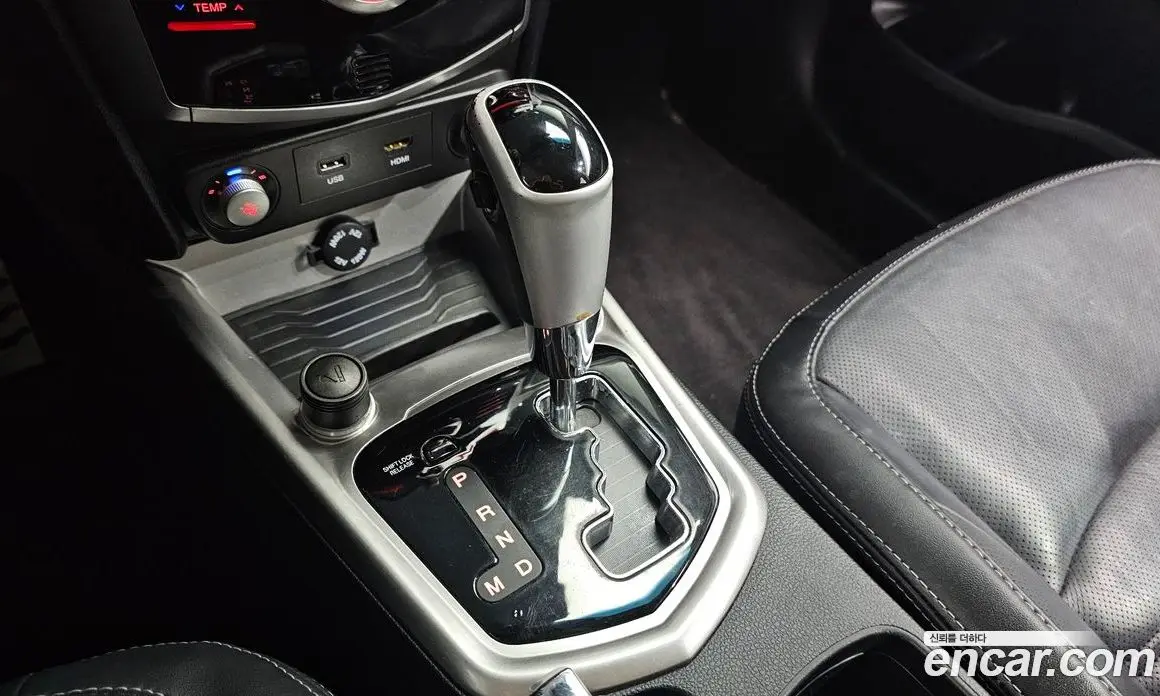 SsangYong TIBOLI 2015 1.6 автомат (гидро), фото 9 SsangYong TIBOLI 2015 1.6 автомат (гидро), фото 9