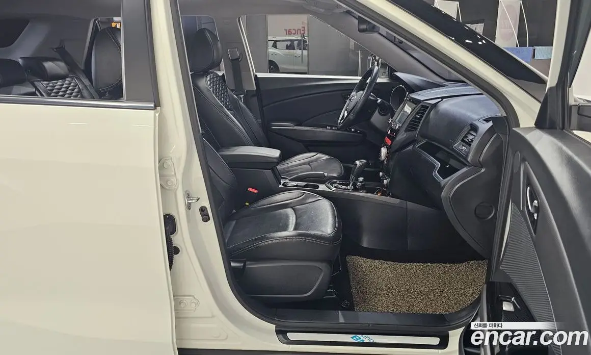 SsangYong TIBOLI 2017 1.6 автомат (гидро), фото 16 SsangYong TIBOLI 2017 1.6 автомат (гидро), фото 16
