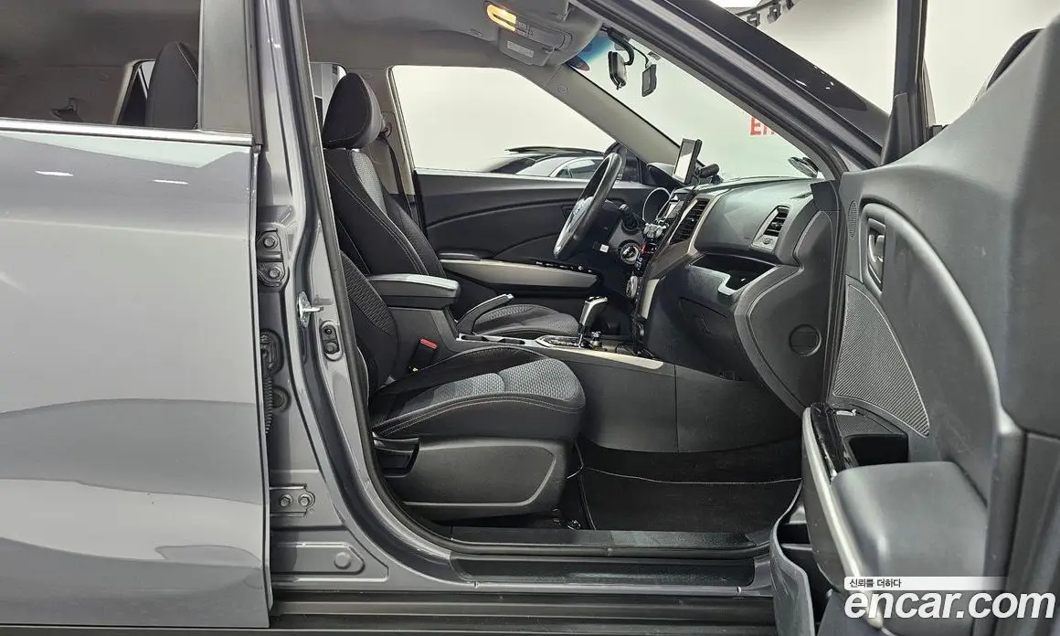 SsangYong TIBOLI 2017 1.6 автомат (гидро), фото 16 SsangYong TIBOLI 2017 1.6 автомат (гидро), фото 16
