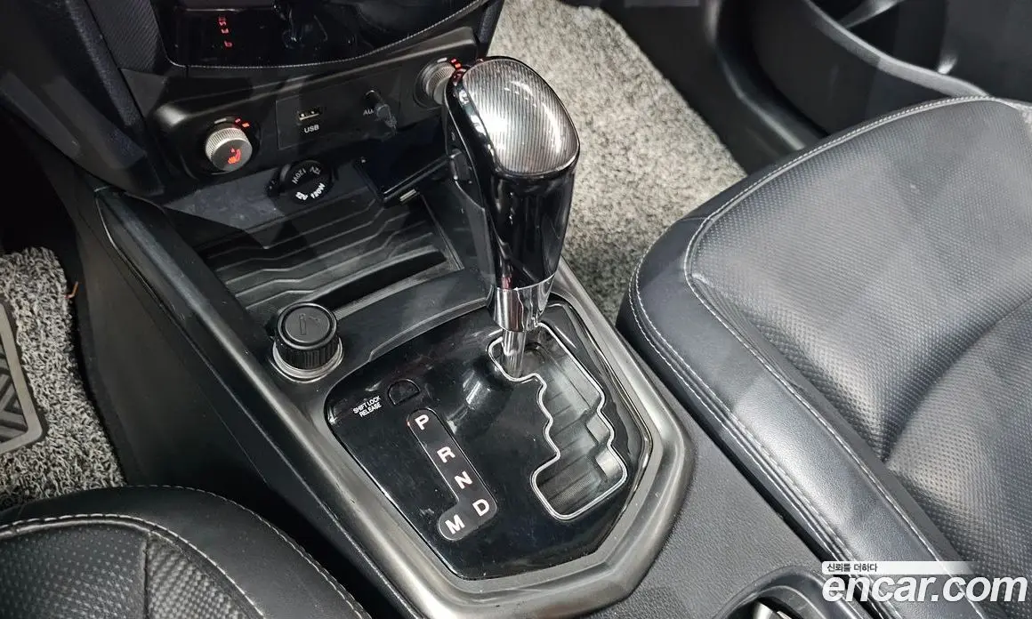 SsangYong TIBOLI 2017 1.6 автомат (гидро), фото 11 SsangYong TIBOLI 2017 1.6 автомат (гидро), фото 11