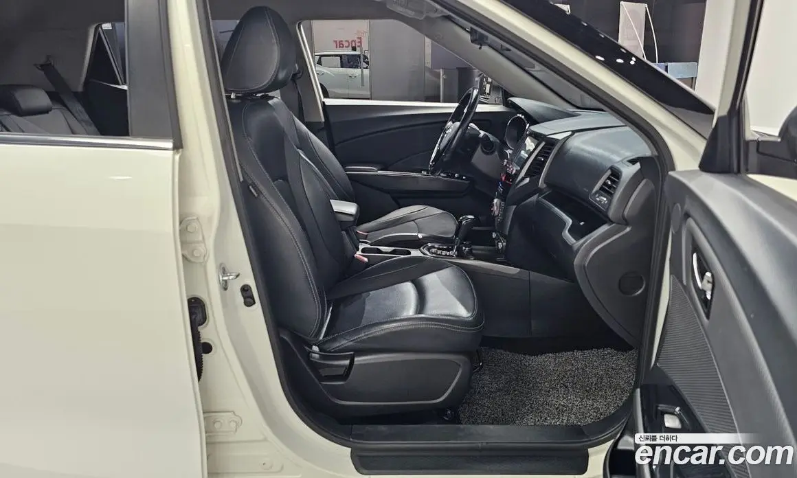 SsangYong TIBOLI 2017 1.6 автомат (гидро), фото 15 SsangYong TIBOLI 2017 1.6 автомат (гидро), фото 15