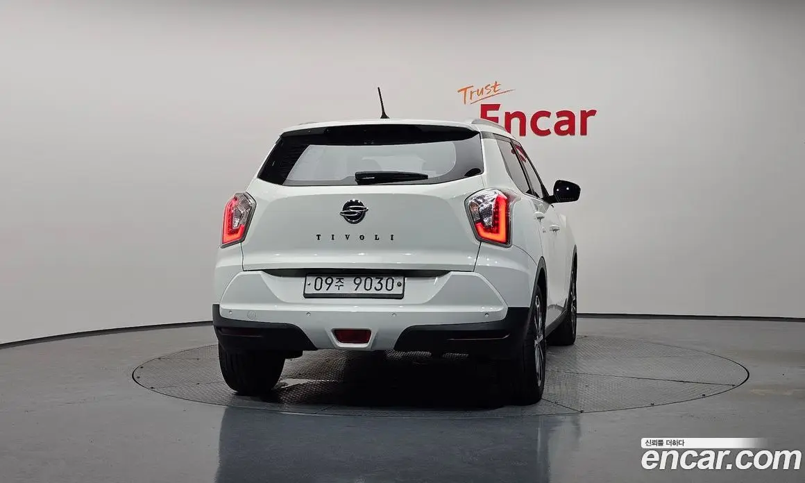 SsangYong TIBOLI 2017 1.6 автомат (гидро), фото 3 SsangYong TIBOLI 2017 1.6 автомат (гидро), фото 3
