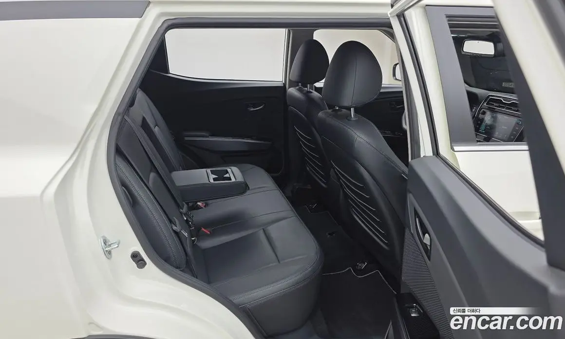 SsangYong TIBOLI 2021 1.5 автомат (гидро), фото 12 SsangYong TIBOLI 2021 1.5 автомат (гидро), фото 12