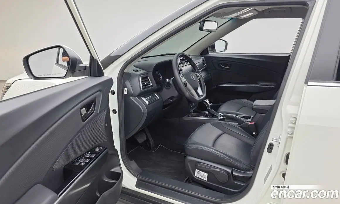 SsangYong TIBOLI 2021 1.5 автомат (гидро), фото 10 SsangYong TIBOLI 2021 1.5 автомат (гидро), фото 10