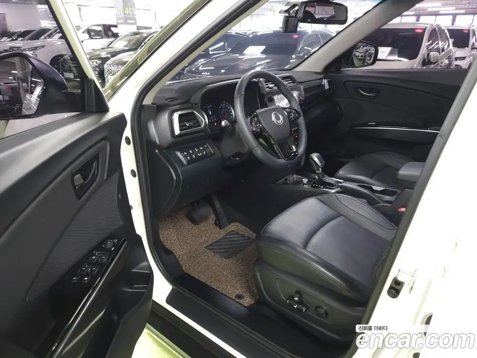 SsangYong TIBOLI 2023 1.5 автомат (гидро), фото 14