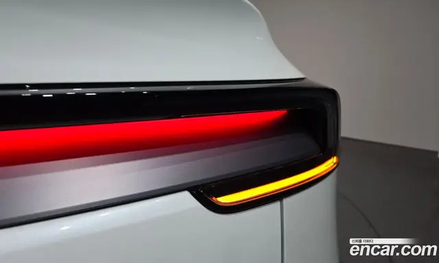 Tesla Model Y 2026 0.2 автомат (гидро), миниатюра 8 Tesla Model Y 2026 0.2 автомат (гидро), миниатюра 8