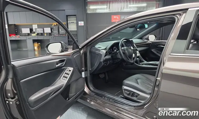 Toyota Avalon 2019 2.5 автомат (гидро), миниатюра 12