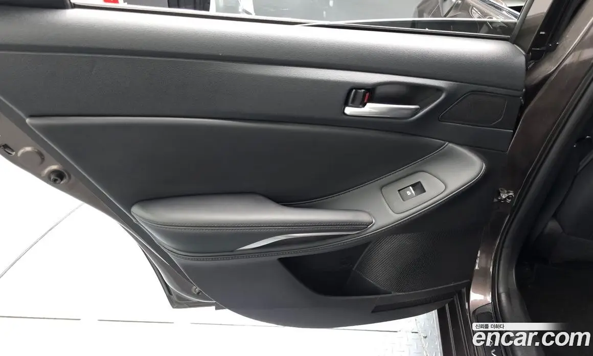 Toyota Avalon 2019 2.5 автомат (гидро), фото 14 Toyota Avalon 2019 2.5 автомат (гидро), фото 14