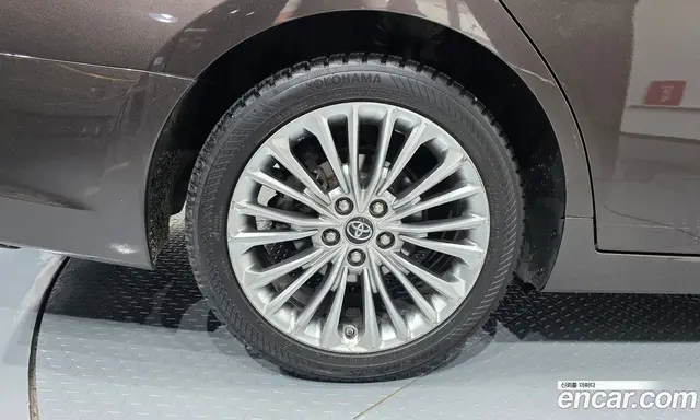 Toyota Avalon 2019 2.5 автомат (гидро), миниатюра 4 Toyota Avalon 2019 2.5 автомат (гидро), миниатюра 4