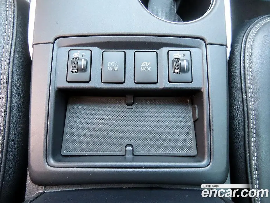 Toyota Camry 2016 2.5 автомат (гидро), фото 13 Toyota Camry 2016 2.5 автомат (гидро), фото 13